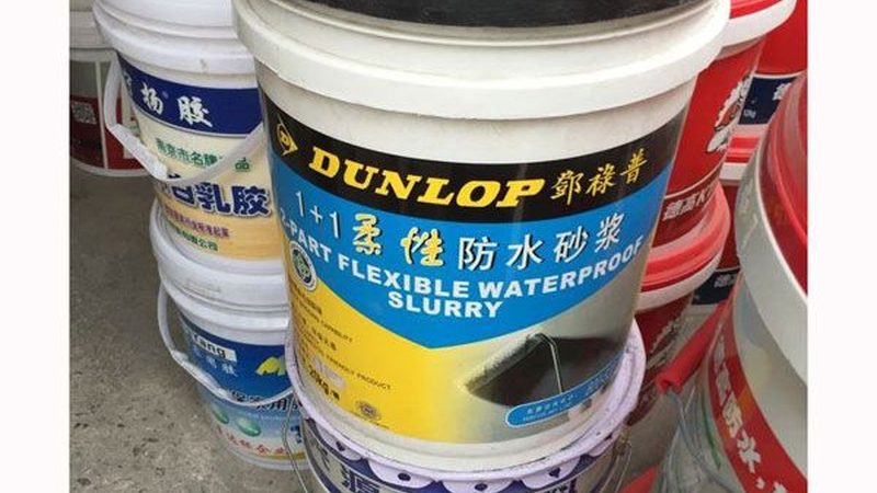 根据GB 18242《建筑防水卷材》标准，自粘防水卷材的厚度应满足以下要求：