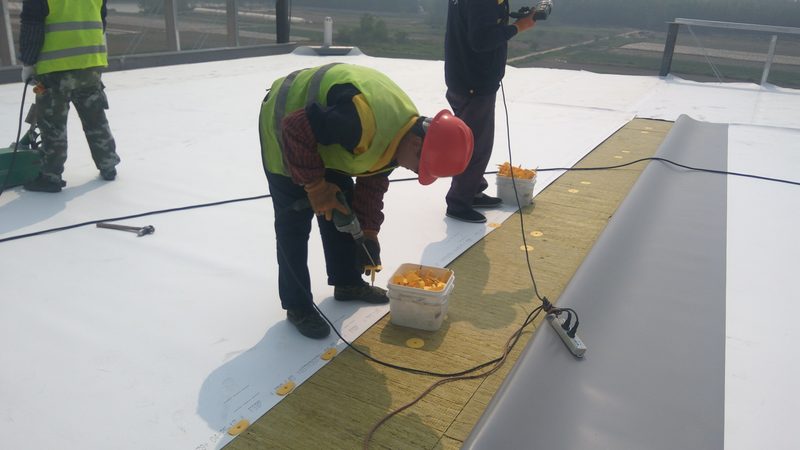 钢结构屋面防水：包工包料报价的考量因素